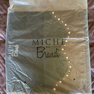 Miche Brandi classic base shell